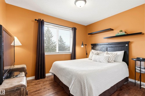 46 Hillcrest Place, St. Albert, AB - Indoor Photo Showing Bedroom