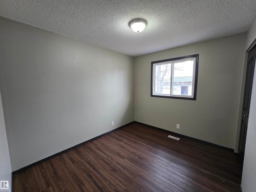 4101 South Park Drive, Leduc, AB - Indoor Photo Showing Other Room