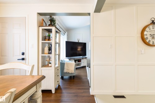 50 Grandview Ridge, St. Albert, AB - Indoor