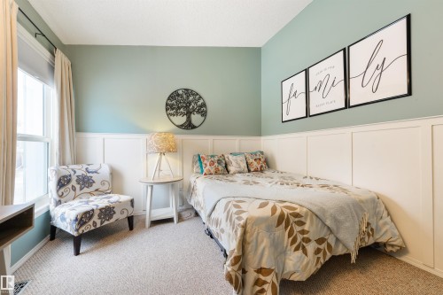 50 Grandview Ridge, St. Albert, AB - Indoor Photo Showing Bedroom