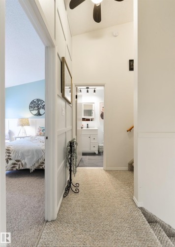 50 Grandview Ridge, St. Albert, AB - Indoor