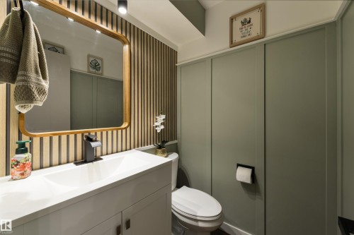 50 Grandview Ridge, St. Albert, AB - Indoor Photo Showing Bathroom
