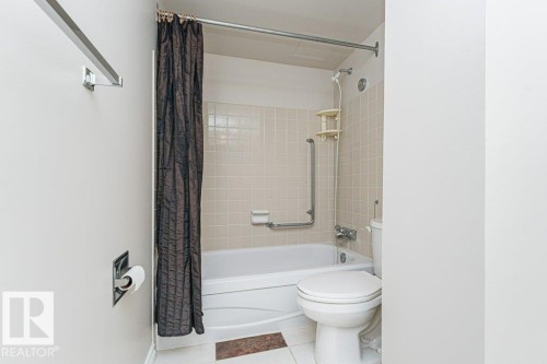 1603 11027 87 Avenue, Edmonton, AB - Indoor Photo Showing Bathroom