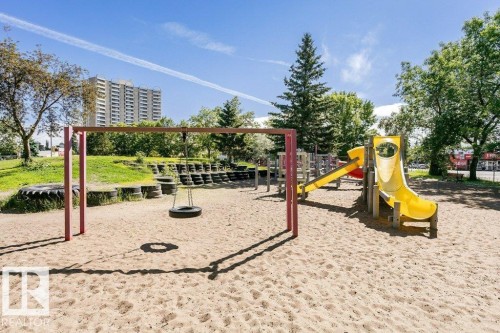 1603 11027 87 Avenue, Edmonton, AB - Outdoor