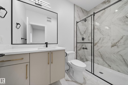 461 Crystal Creek Link, Leduc, AB - Indoor Photo Showing Bathroom