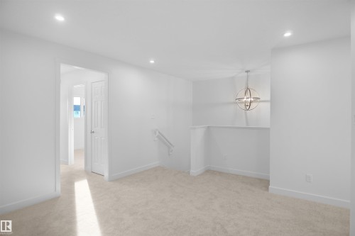 22903 80 Avenue, Edmonton, AB - Indoor Photo Showing Other Room