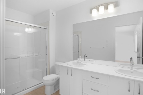 22903 80 Avenue, Edmonton, AB - Indoor Photo Showing Bathroom