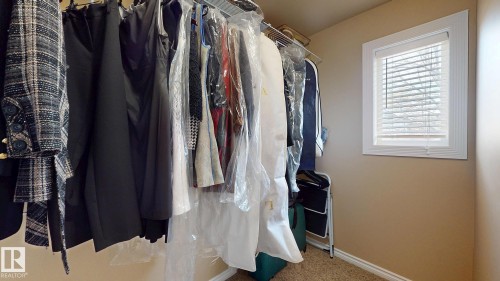 11844 125 Street, Edmonton, AB - Indoor With Storage