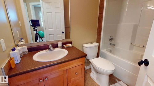 11844 125 Street, Edmonton, AB - Indoor Photo Showing Bathroom