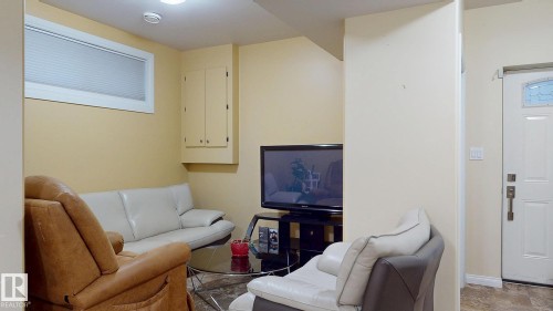 11844 125 Street, Edmonton, AB - Indoor