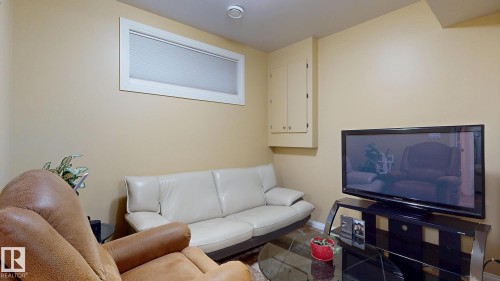 11844 125 Street, Edmonton, AB - Indoor
