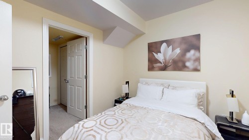 11844 125 Street, Edmonton, AB - Indoor Photo Showing Bedroom