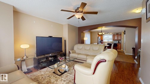 11844 125 Street, Edmonton, AB - Indoor Photo Showing Living Room