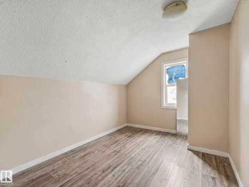 9632 106A Avenue, Edmonton, AB - Indoor Photo Showing Other Room