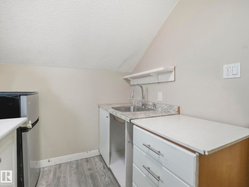 9632 106A Avenue, Edmonton, AB - Indoor Photo Showing Laundry Room