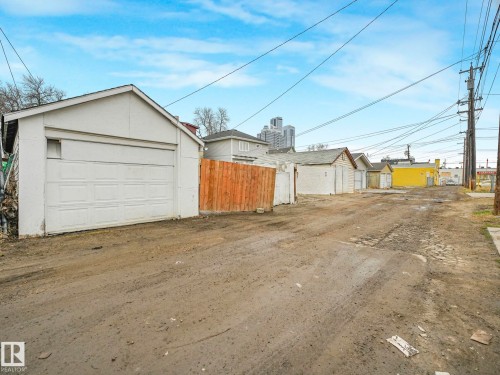 9632 106A Avenue, Edmonton, AB - Outdoor