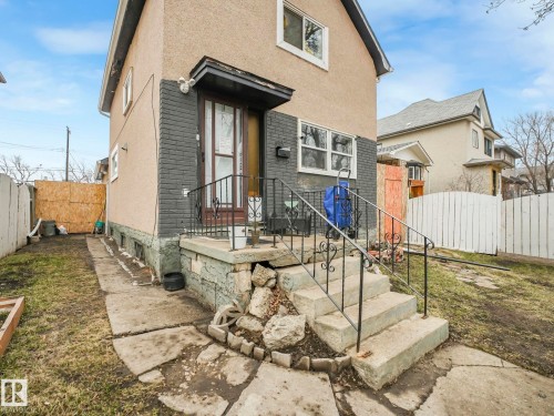 9632 106A Avenue, Edmonton, AB - Outdoor