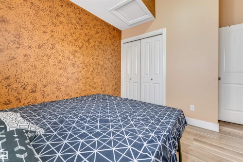 3228 18 St, Edmonton, AB - Indoor Photo Showing Bedroom
