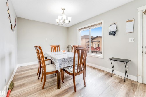 3228 18 St, Edmonton, AB - Indoor Photo Showing Dining Room