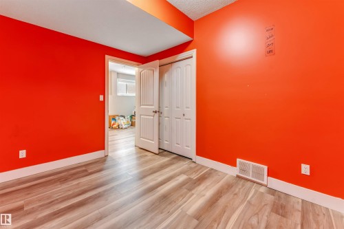 3228 18 St, Edmonton, AB - Indoor Photo Showing Other Room