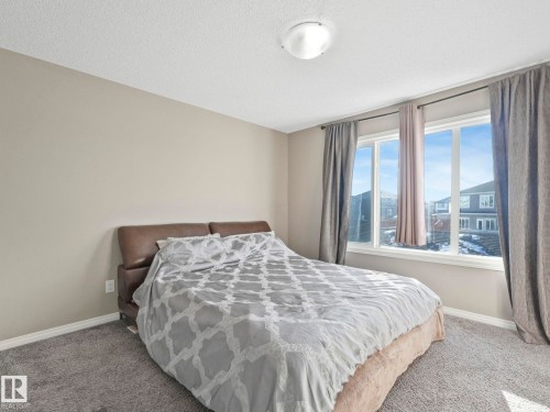 8119 Chappelle Way, Edmonton, AB - Indoor Photo Showing Bedroom