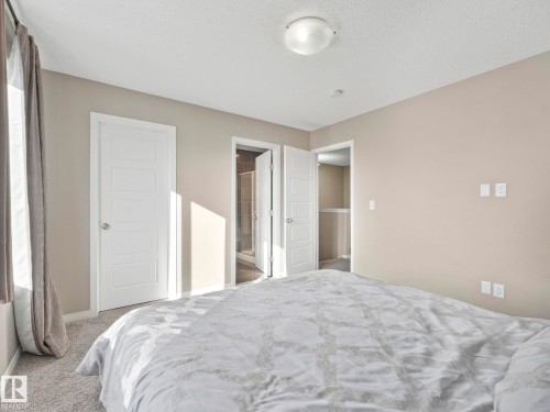 8119 Chappelle Way, Edmonton, AB - Indoor Photo Showing Bedroom
