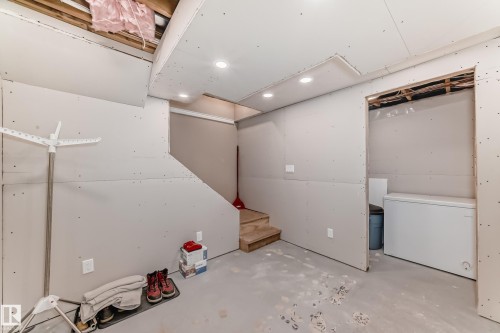 3207 139 Avenue, Edmonton, AB - Indoor Photo Showing Basement