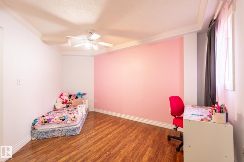 142 10636 120 Street, Edmonton, AB - Indoor Photo Showing Other Room
