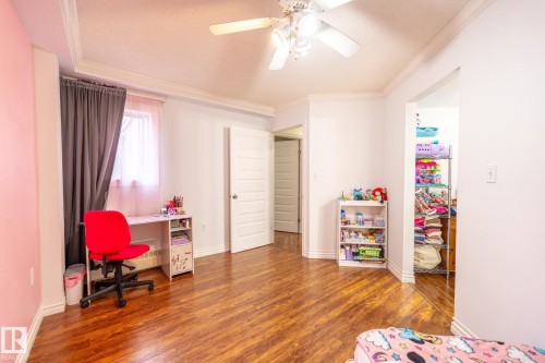 142 10636 120 Street, Edmonton, AB - Indoor Photo Showing Bedroom