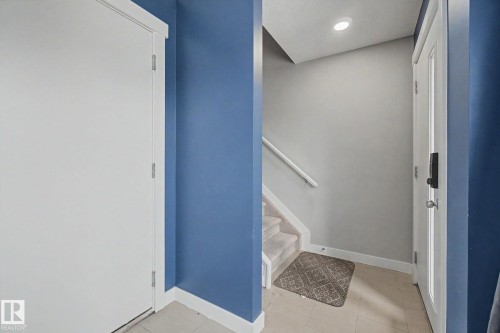 121 401 Southfork Drive, Leduc, AB - Indoor Photo Showing Other Room