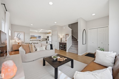 9496 Colak Lane, Edmonton, AB - Indoor Photo Showing Living Room