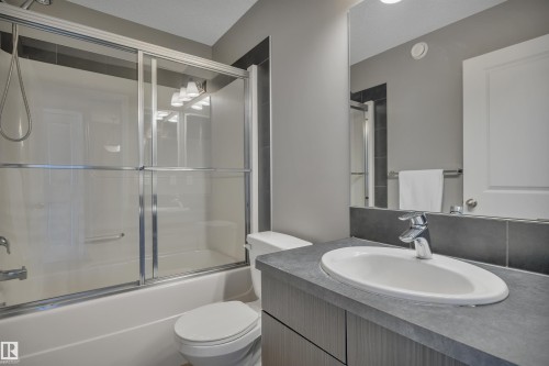 419 Simpkins Link, Leduc, AB - Indoor Photo Showing Bathroom