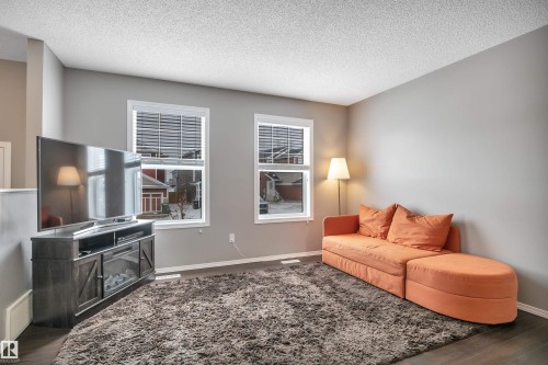 419 Simpkins Link, Leduc, AB - Indoor Photo Showing Living Room