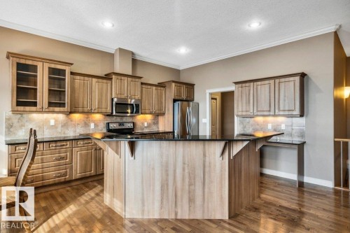 17 12610 15 Avenue, Edmonton, AB - Indoor Photo Showing Kitchen With Upgraded Kitchen