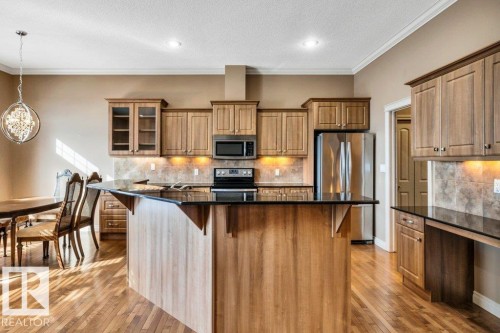 17 12610 15 Avenue, Edmonton, AB - Indoor Photo Showing Kitchen With Upgraded Kitchen