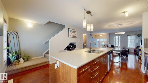 4942 Terwillegar Common, Edmonton, AB - Indoor Photo Showing Kitchen With Double Sink