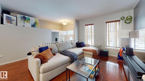 4942 Terwillegar Common, Edmonton, AB - Indoor Photo Showing Living Room