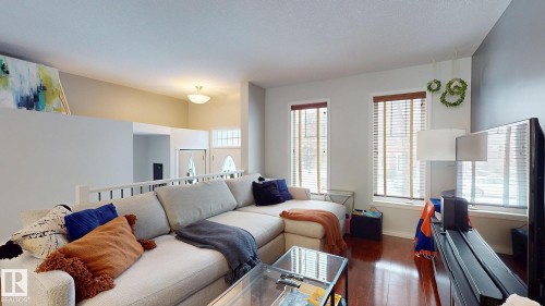 4942 Terwillegar Common, Edmonton, AB - Indoor Photo Showing Living Room