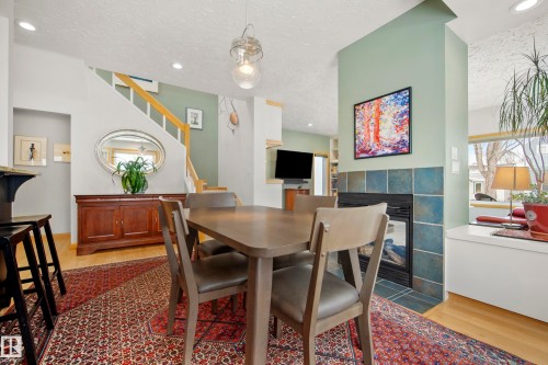 9604 100A Street, Edmonton, AB - Indoor Photo Showing Dining Room