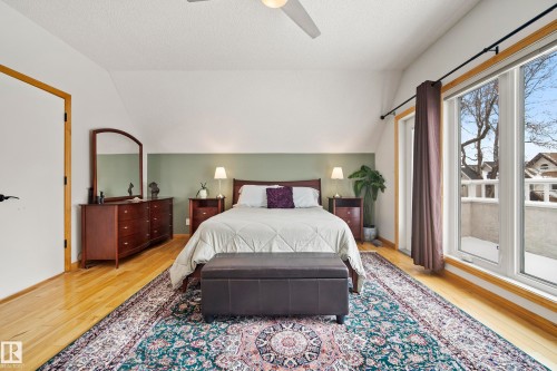 9604 100A Street, Edmonton, AB - Indoor Photo Showing Bedroom