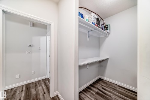 7035 Chivers Loop, Edmonton, AB - Indoor With Storage