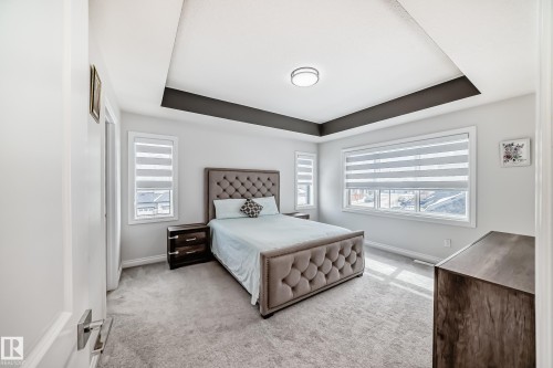 7035 Chivers Loop, Edmonton, AB - Indoor Photo Showing Bedroom