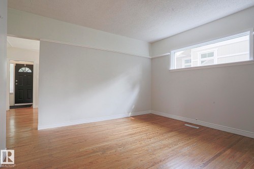 14019 106 Avenue, Edmonton, AB - Indoor Photo Showing Other Room
