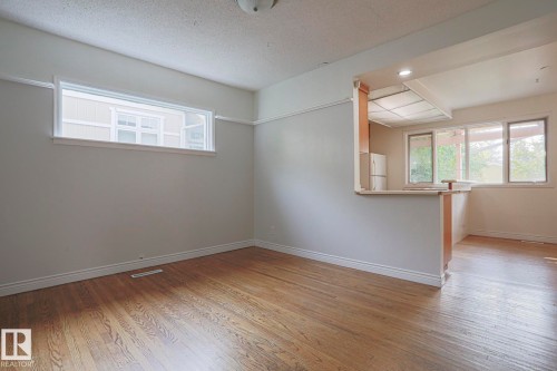 14019 106 Avenue, Edmonton, AB - Indoor Photo Showing Other Room