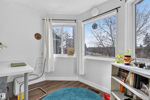 9205 99 Street, Edmonton, AB - Indoor