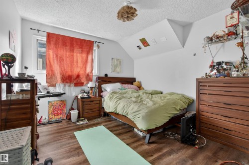 9205 99 Street, Edmonton, AB - Indoor Photo Showing Bedroom