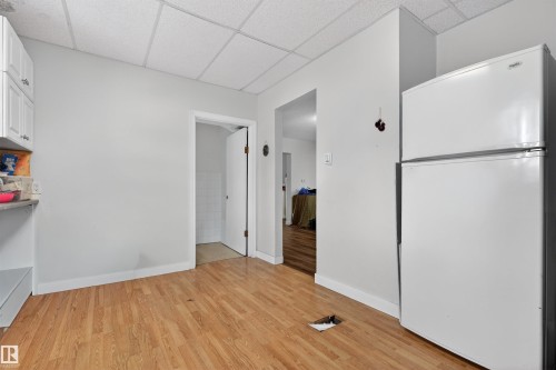 9205 99 Street, Edmonton, AB - Indoor Photo Showing Other Room