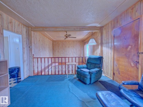 9533 77 Avenue, Edmonton, AB - Indoor