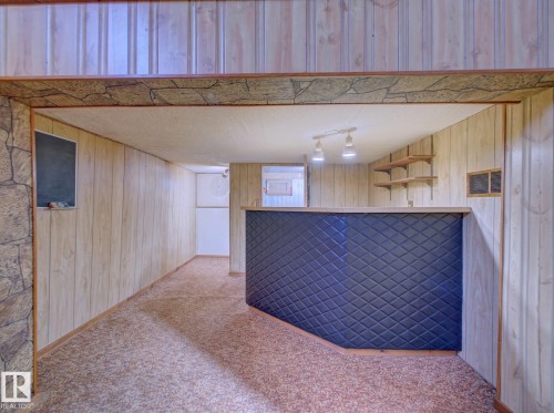 9533 77 Avenue, Edmonton, AB - Indoor Photo Showing Other Room