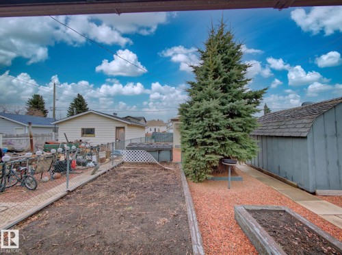 9533 77 Avenue, Edmonton, AB - Outdoor